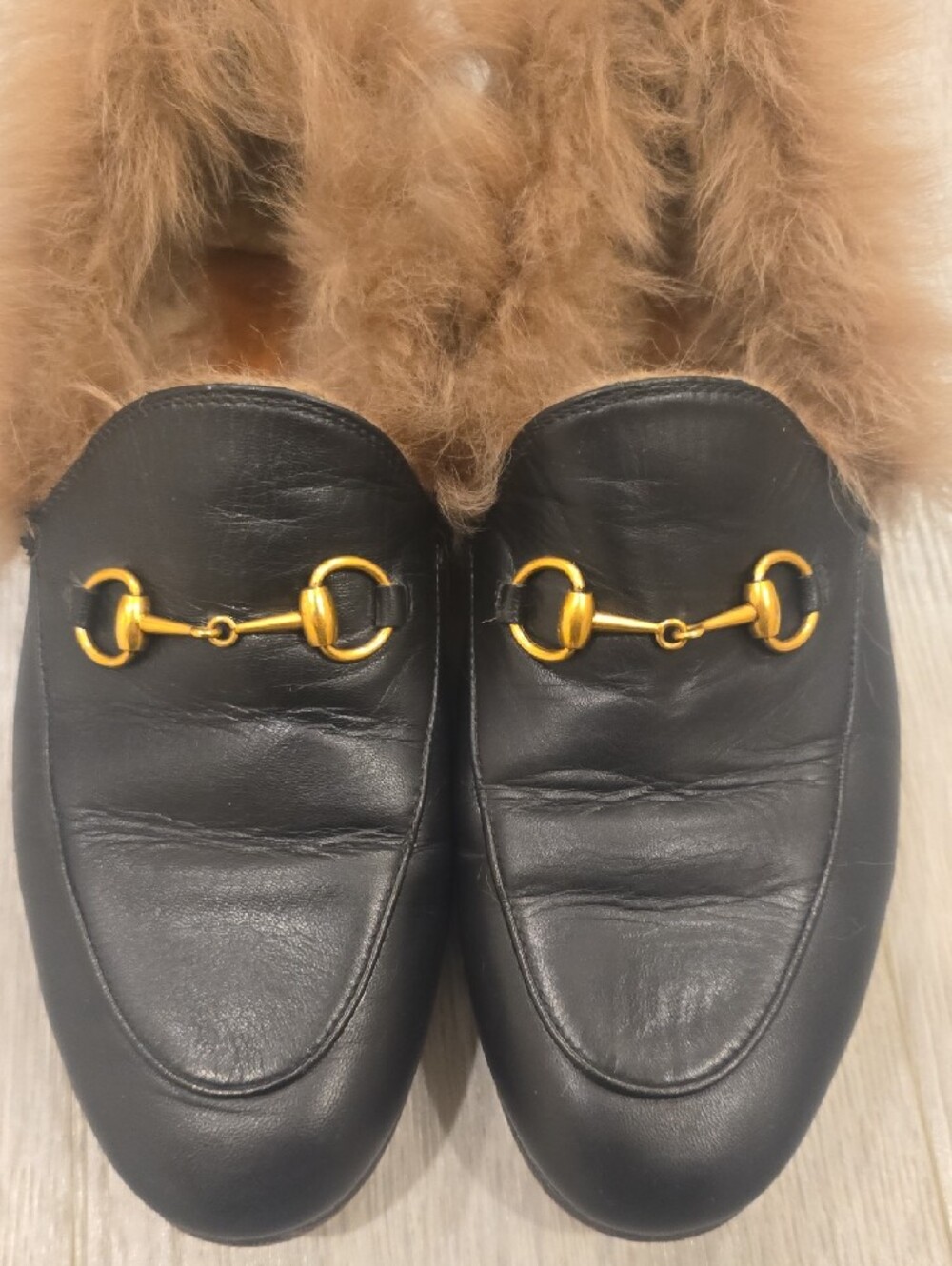 Gucci Black Leather Fur-Lined Horsebit Loafers - Picture 3 of 6